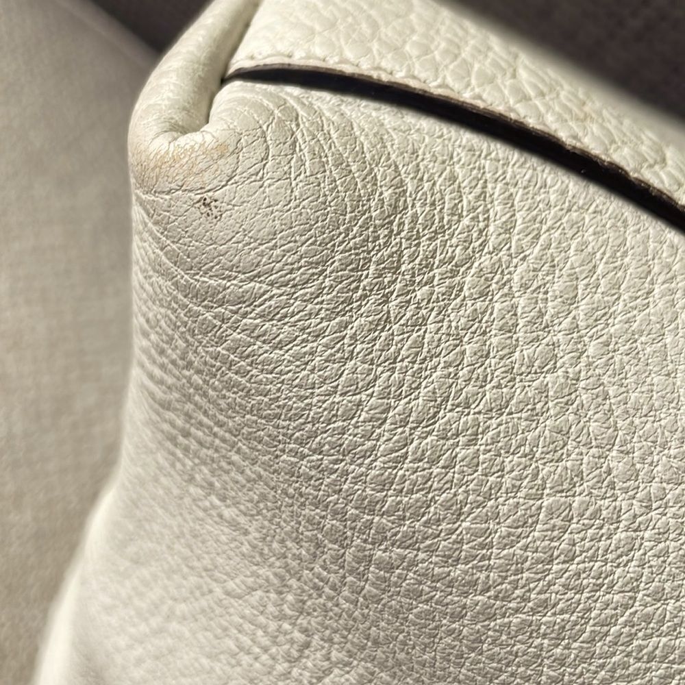 Gucci Soho Medium Leather Tote in Ivory - Picture 6 of 16